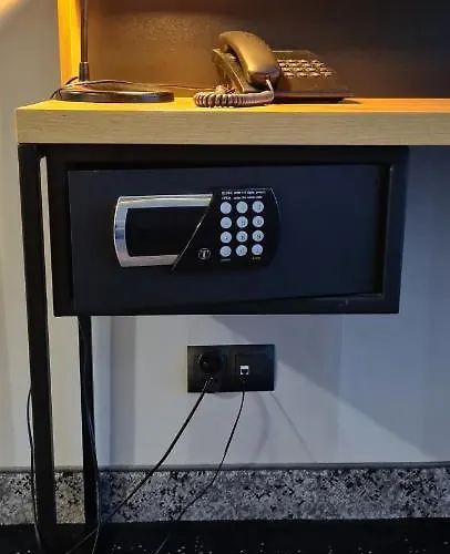 Czarna Perla Czarna Gora 501 Sienna (Klodzko)